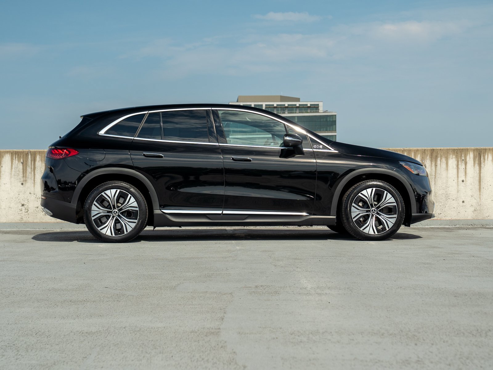 Certified 2023 Mercedes-Benz EQE 350+ 4MATIC SUV image 6