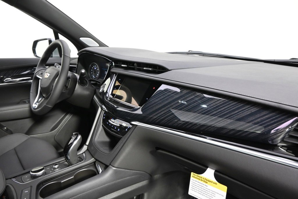 New 2025 Cadillac XT6 Premium Luxury w/ Technology Package image 15