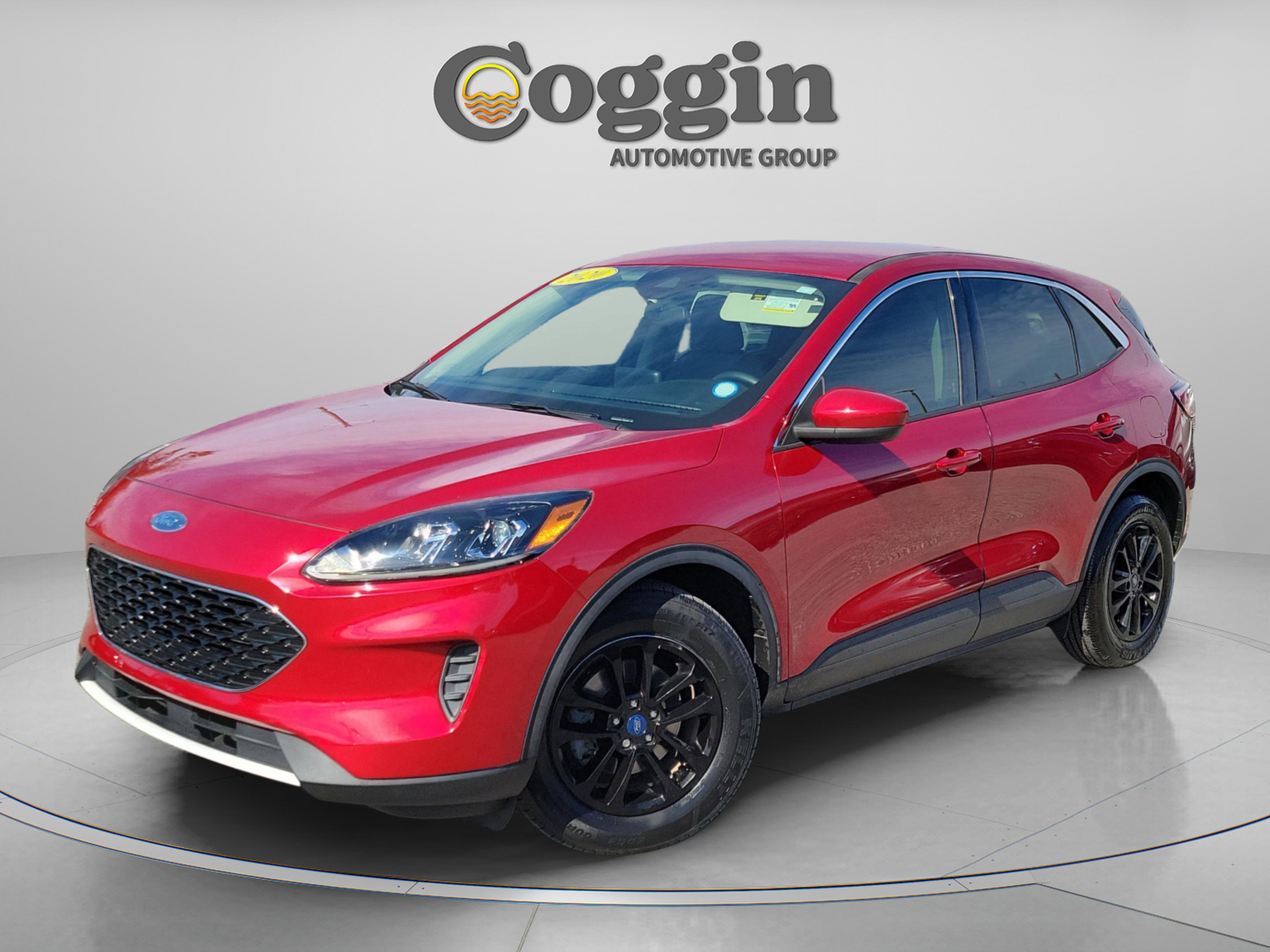 Used 2020 Ford Escape SE image 1