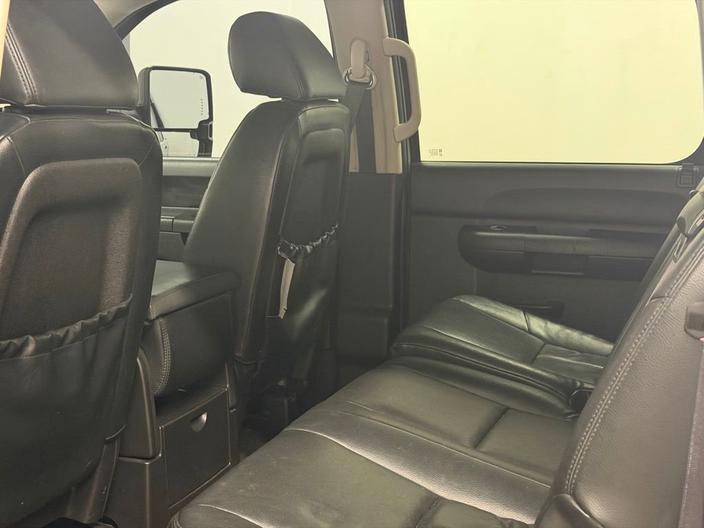 Used 2013 GMC Sierra 2500 SLE w/ SLE Preferred Package image 26