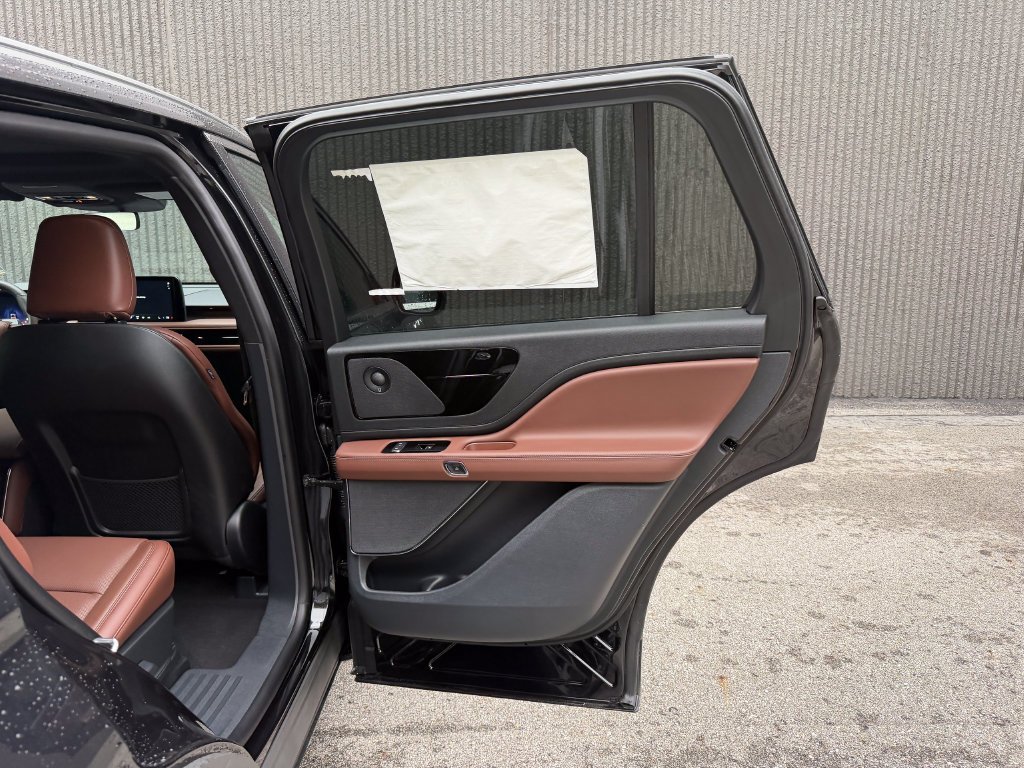 New 2026 Lincoln Aviator Reserve AWD/4WD image 36
