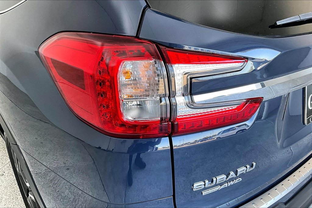 Used 2025 Subaru Ascent Touring w/ Popular Package #1 AWD/4WD image 38