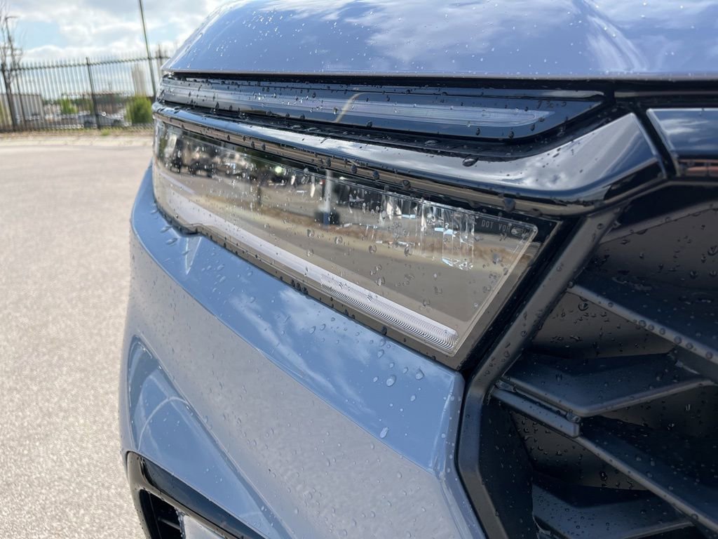 Certified 2025 Honda Pilot Sport image 14