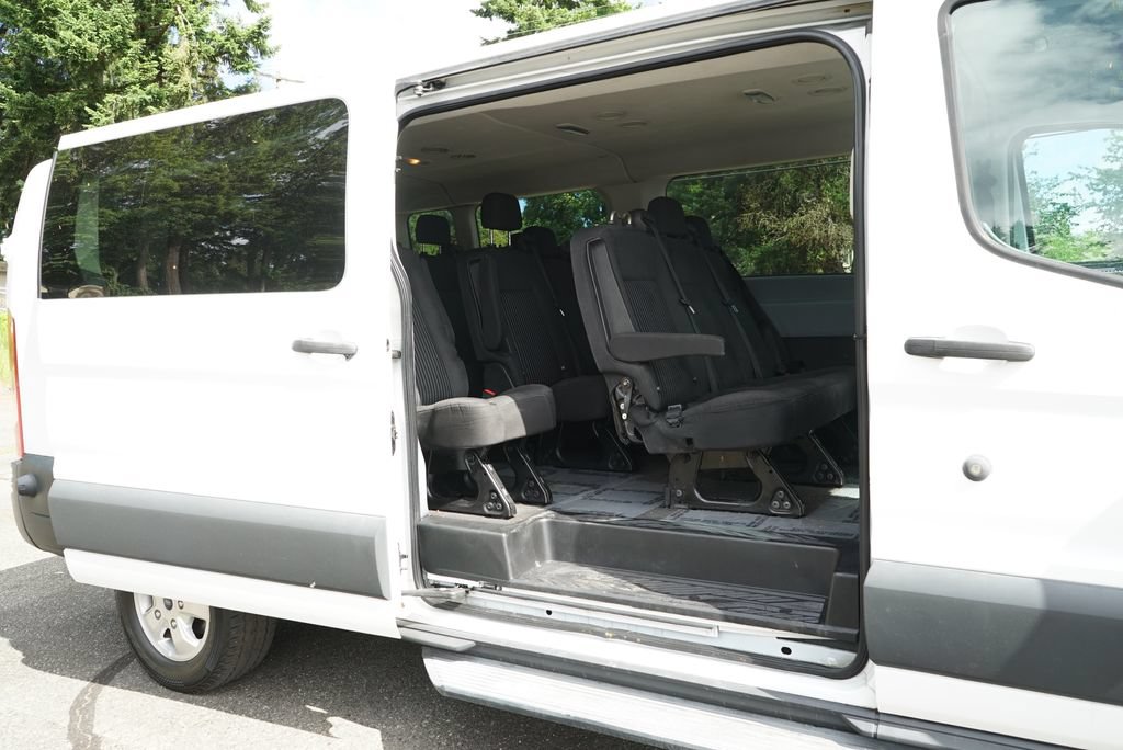 Used 2017 Ford Transit 350 XLT RWD image 19