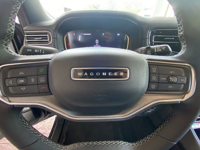 Used 2024 Jeep Wagoneer Series II image 18