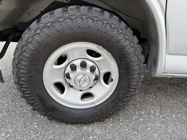 Used 2020 Chevrolet Express 2500 LS w/ Driver Convenience Package image 10