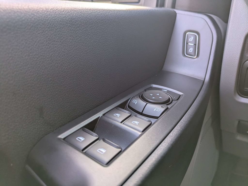 New 2027 Ford F250 XL w/ 360-Degree Camera Package AWD/4WD image 24