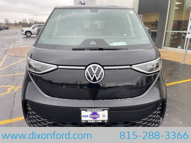 Used 2025 Volkswagen ID. Buzz Pro S RWD image 2