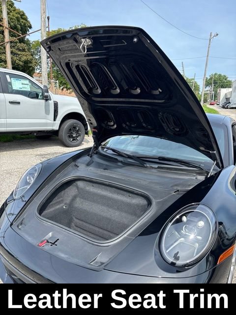 Used 2024 Porsche 911 Carrera 4 AWD/4WD image 22