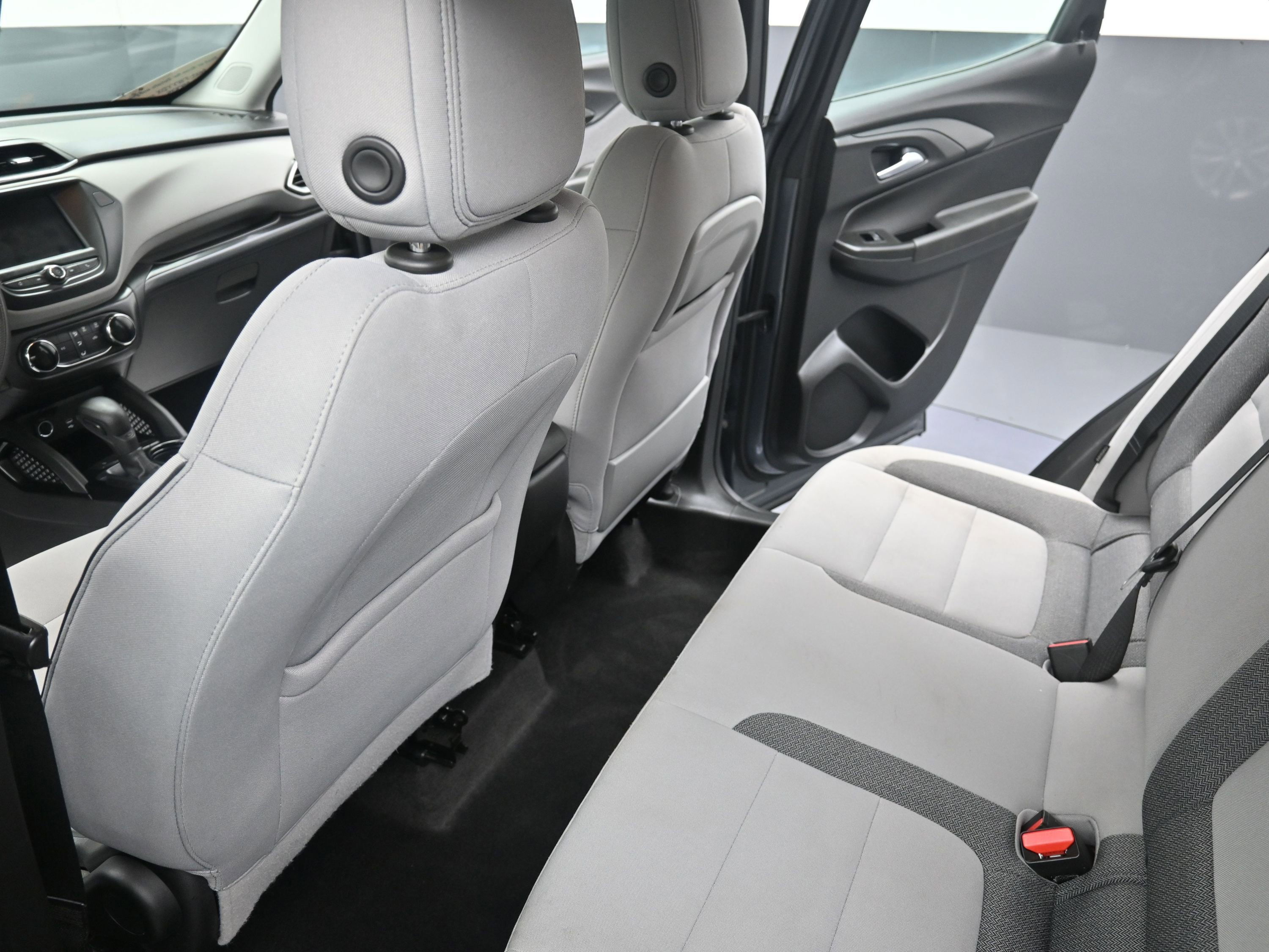 Used 2021 Chevrolet TrailBlazer LS FWD image 22