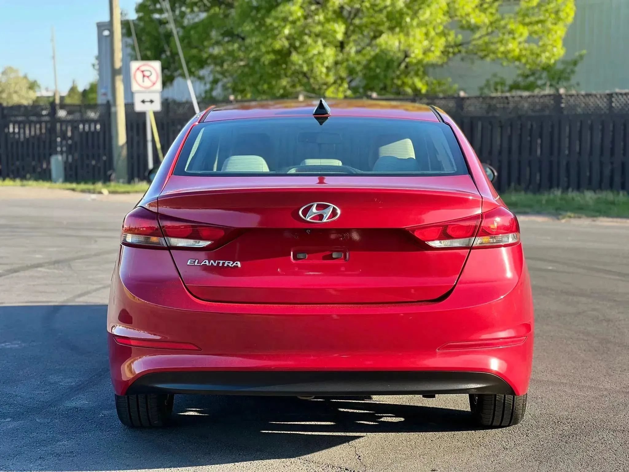 Used 2018 Hyundai Elantra SEL FWD image 4