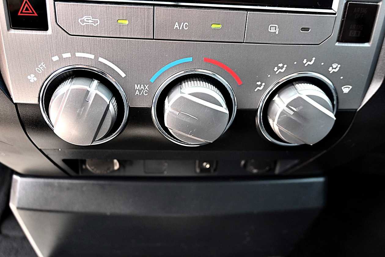 Used 2016 Toyota Tundra SR w/ Tow Package image 24