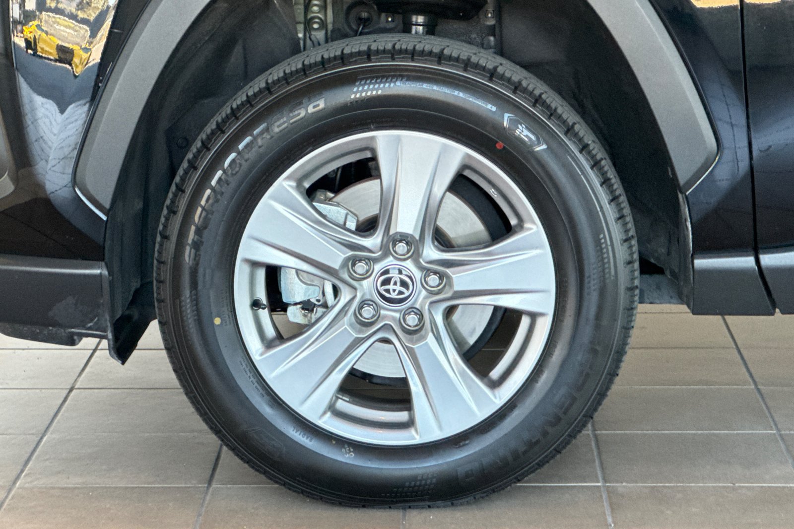 Certified 2025 Toyota RAV4 XLE FWD image 26