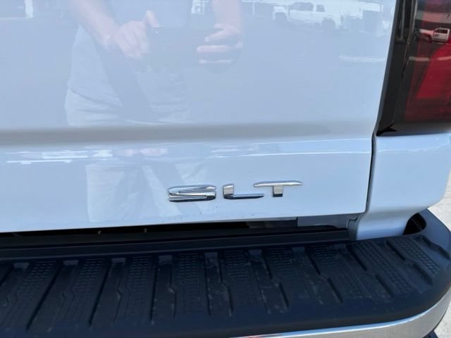 New 2026 GMC Sierra 3500 SLT w/ SLT Premium Package AWD/4WD image 8