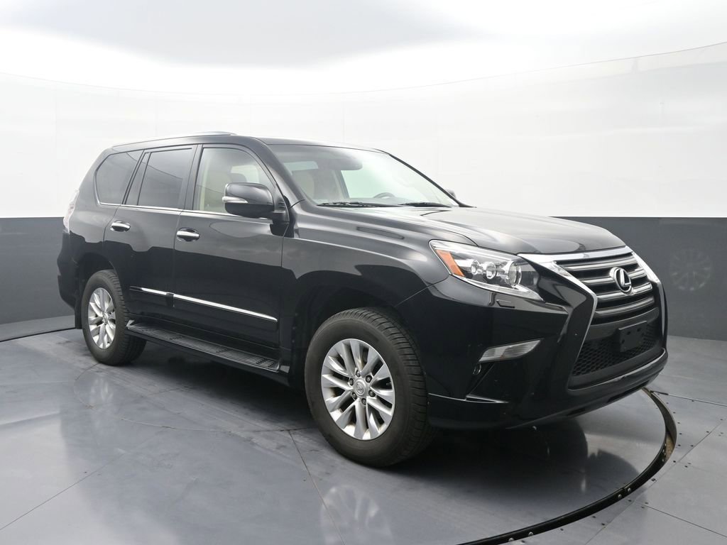 Used 2019 Lexus GX 460 Premium w/ Premium Package image 3