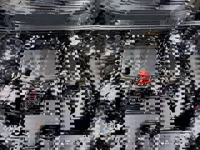 Certified 2025 Toyota RAV4 LE image 28