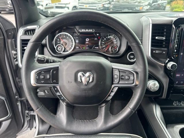 Used 2025 RAM 1500 Laramie AWD/4WD image 17