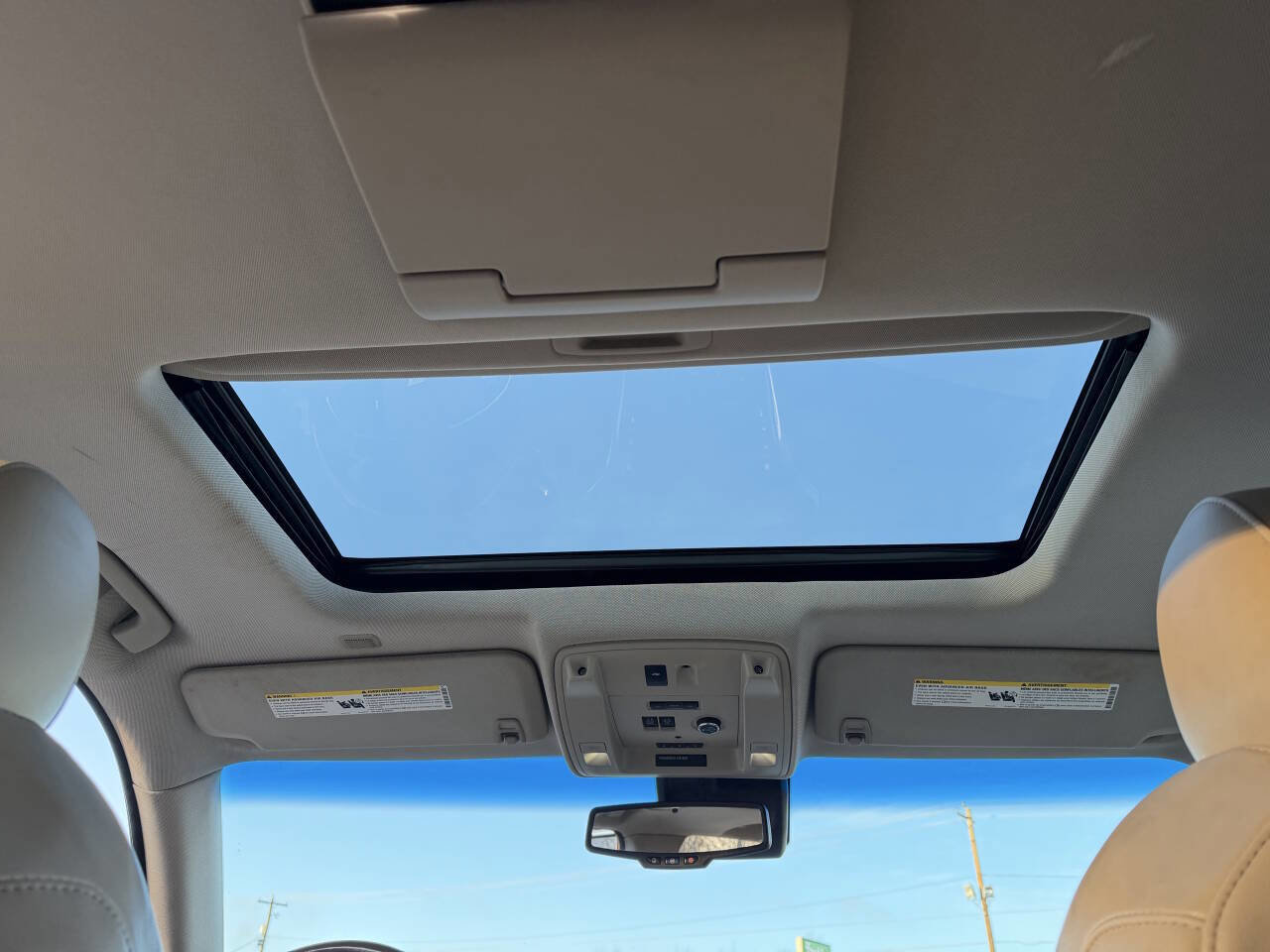 Used 2016 Cadillac Escalade Premium image 11