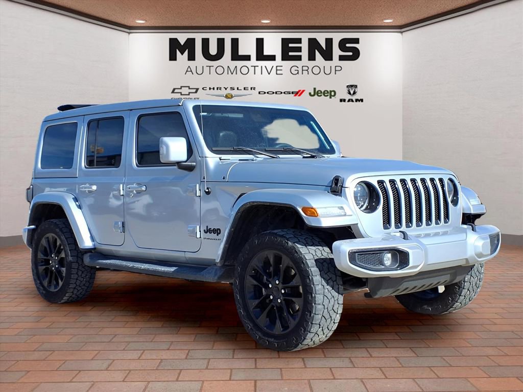 Used 2023 Jeep Wrangler Altitude image 3