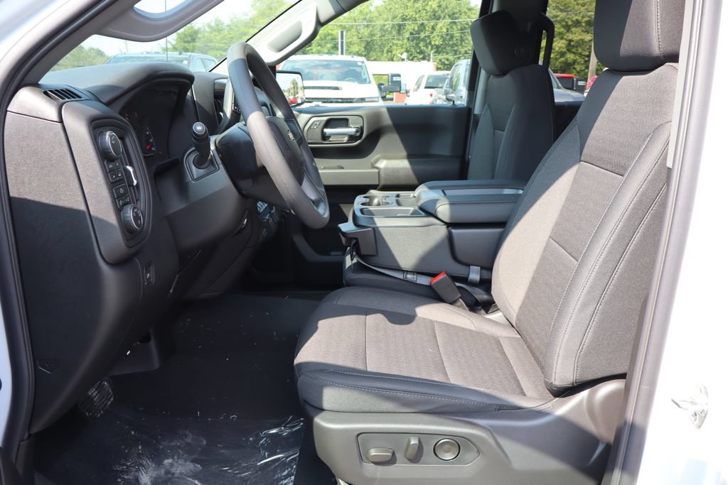 New 2026 Chevrolet Silverado 1500 Custom AWD/4WD image 6
