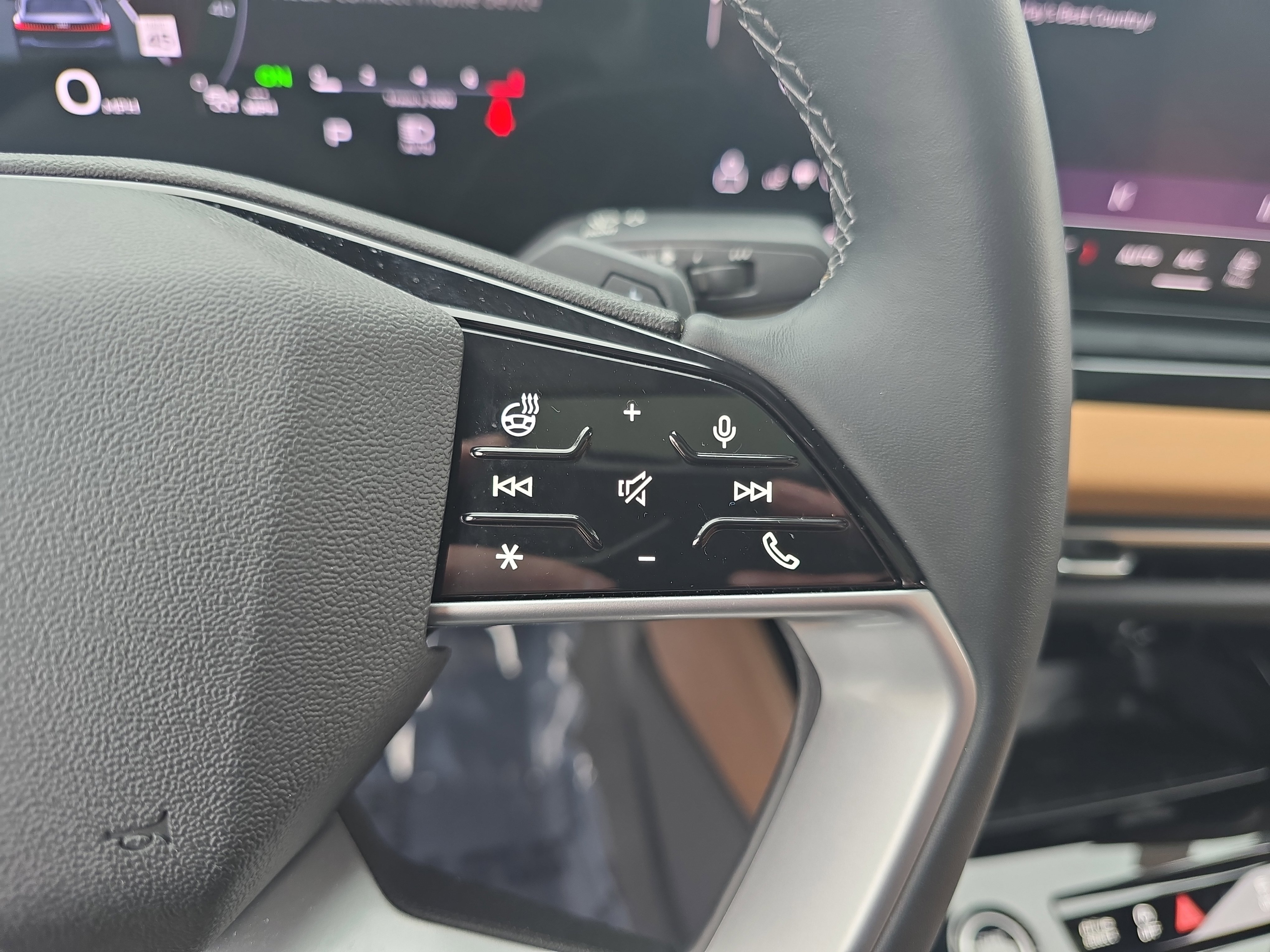 Used 2025 Audi A5 2.0T Prestige image 18