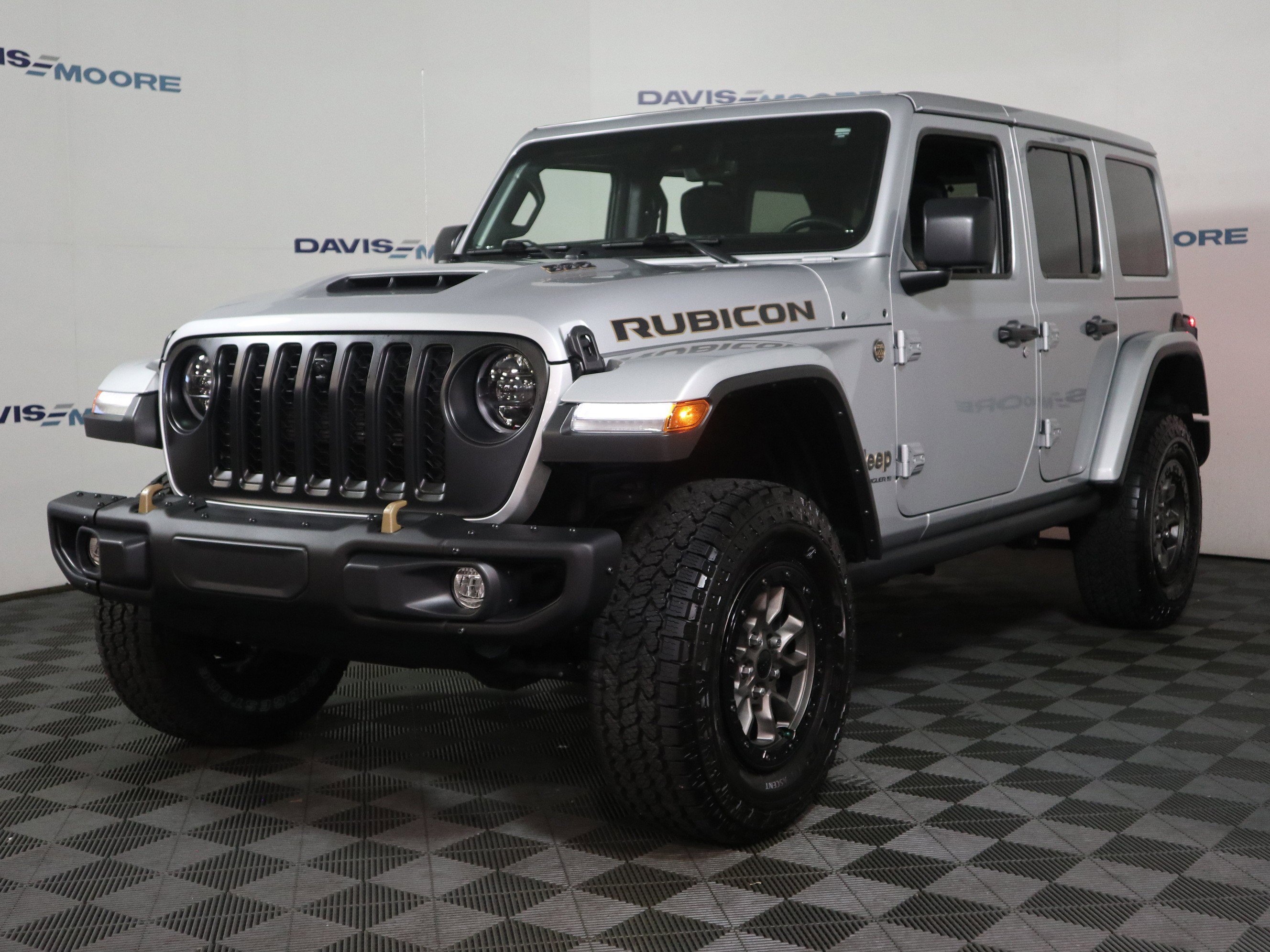 Used 2023 Jeep Wrangler Unlimited Rubicon 392 w/ Trailer Tow Package image 12