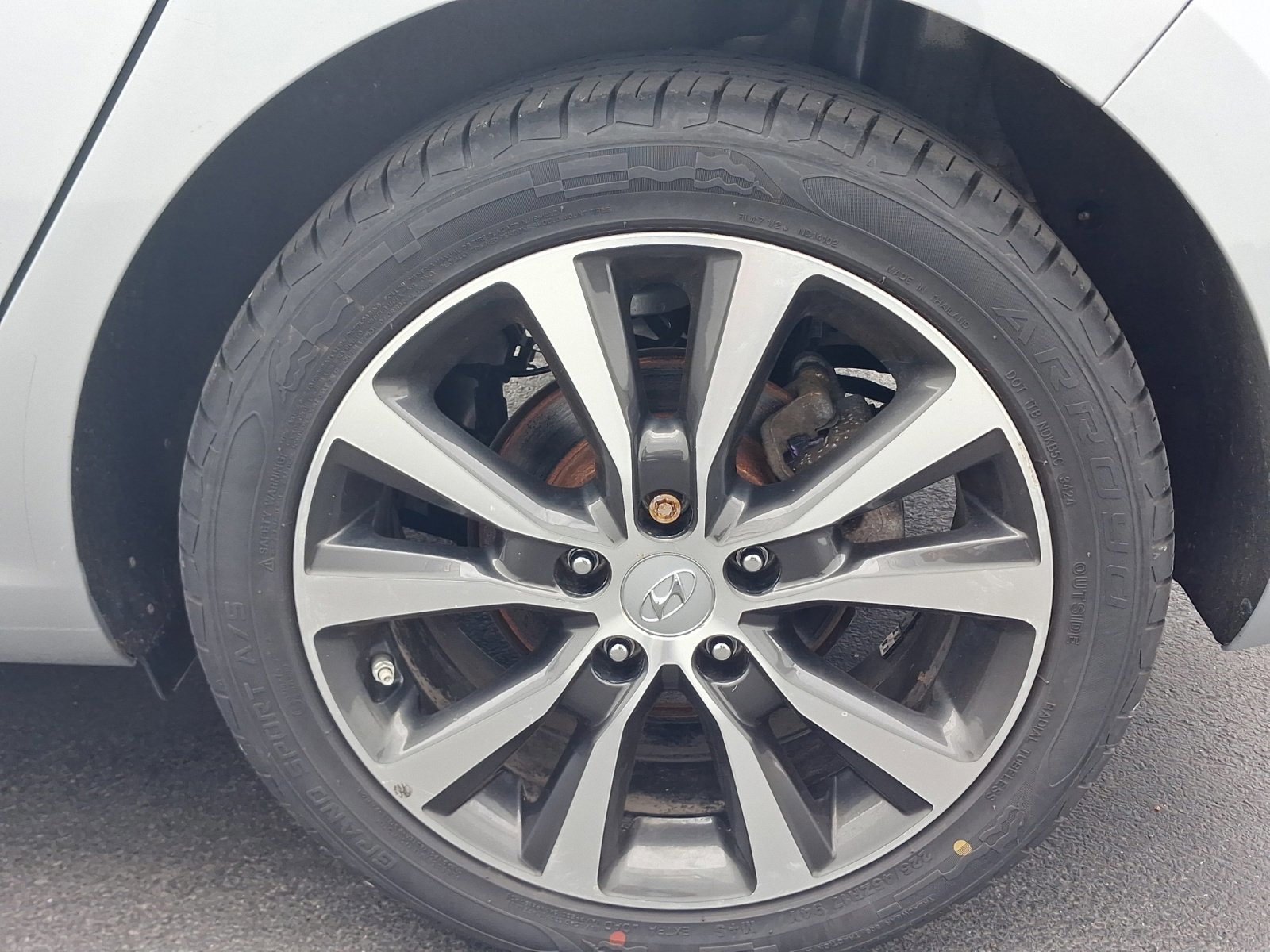 Used 2020 Hyundai Elantra GT FWD image 8