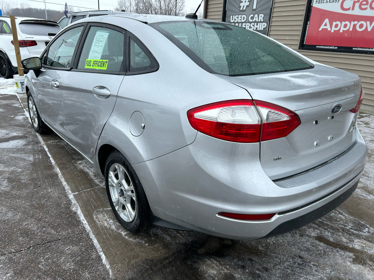 Used 2016 Ford Fiesta SE image 7