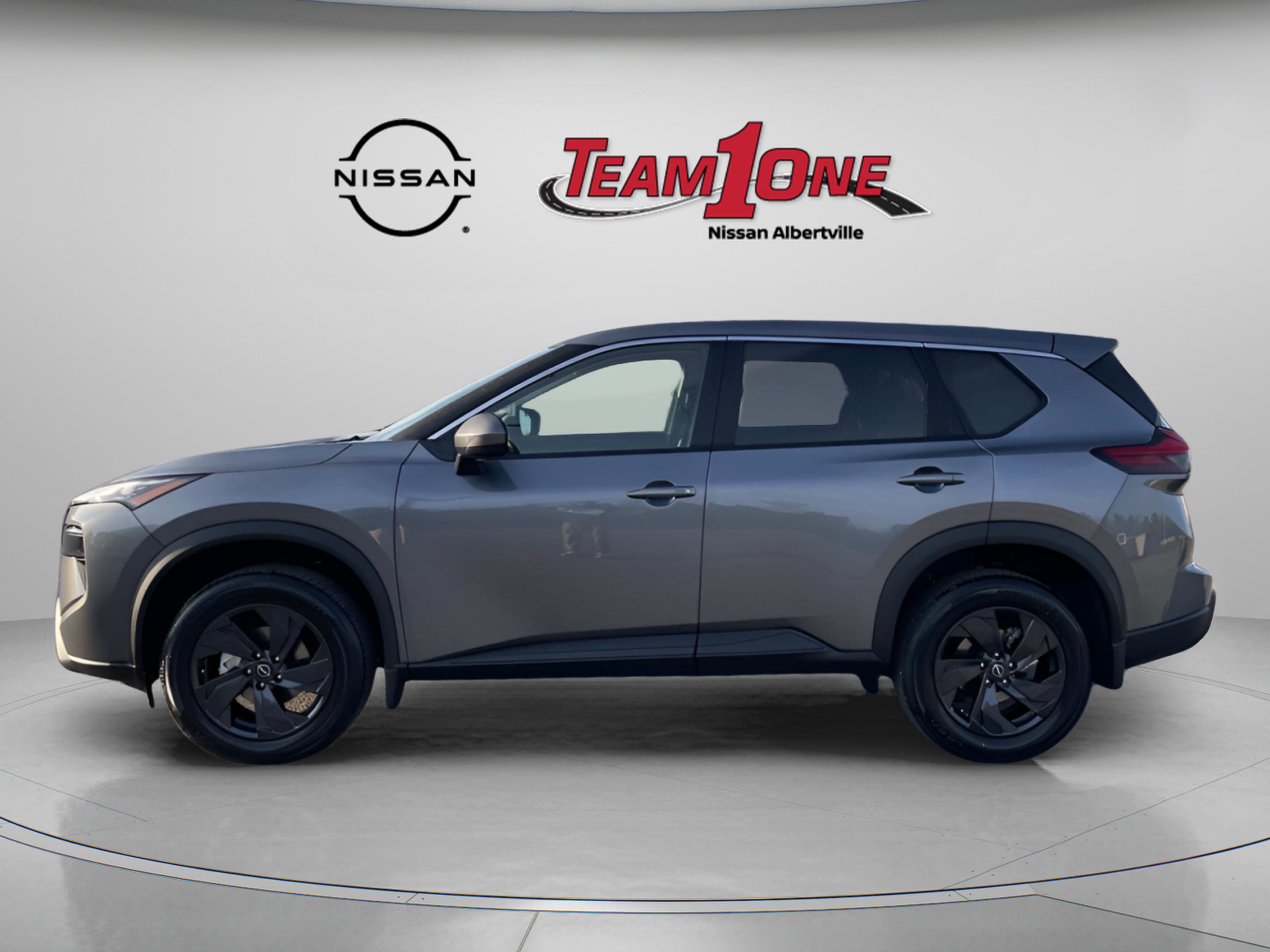 New 2026 Nissan Rogue SV FWD image 8