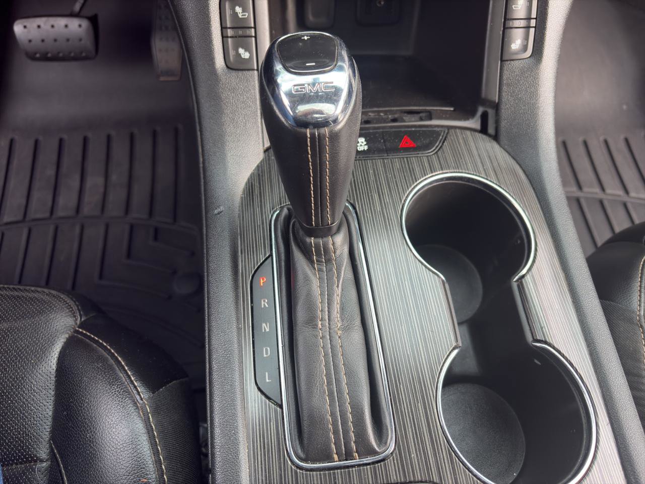 Used 2019 GMC Acadia SLT w/ Black Edition AWD/4WD image 28