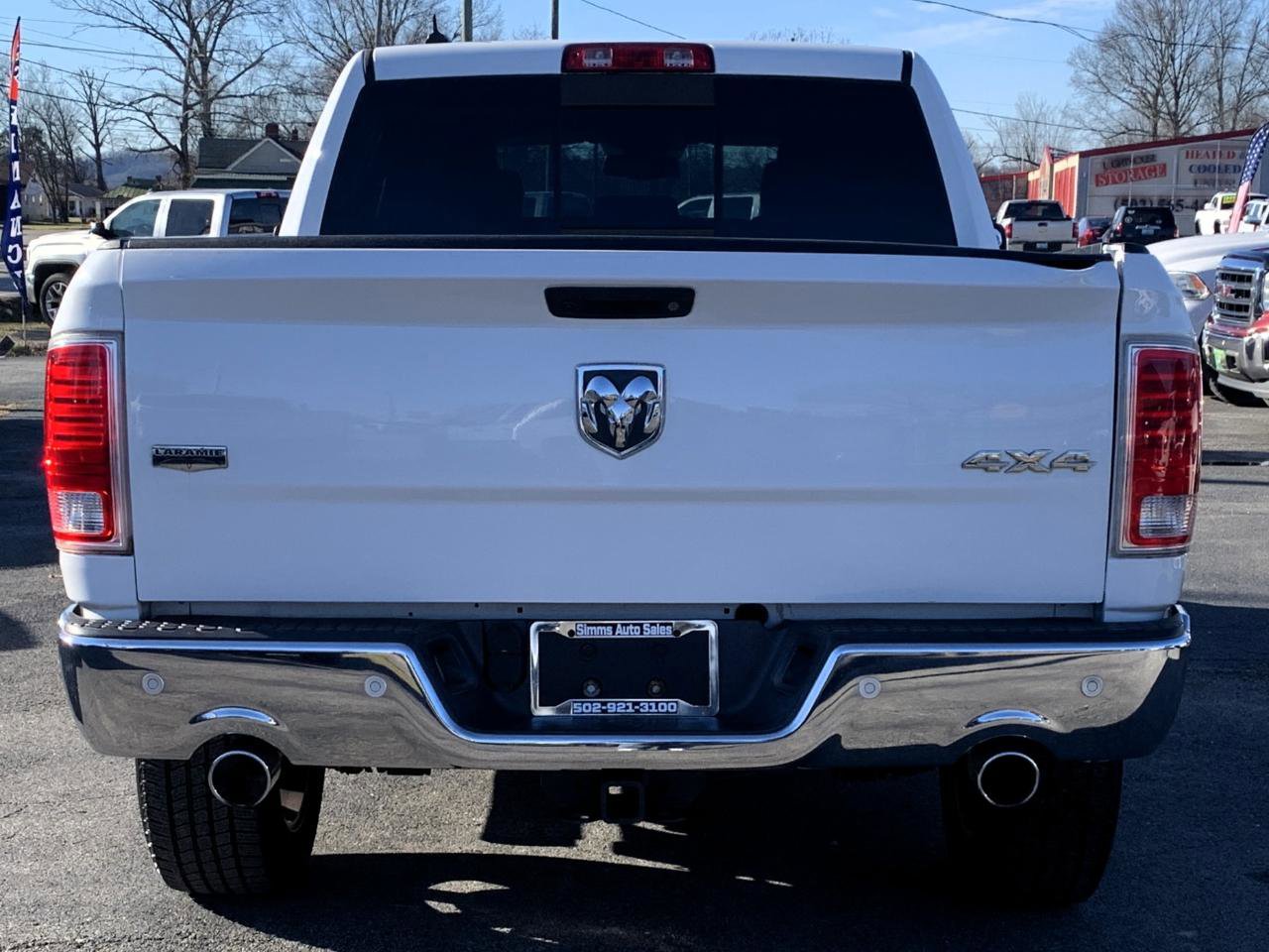 Used 2017 RAM 1500 Laramie w/ Convenience Group image 4