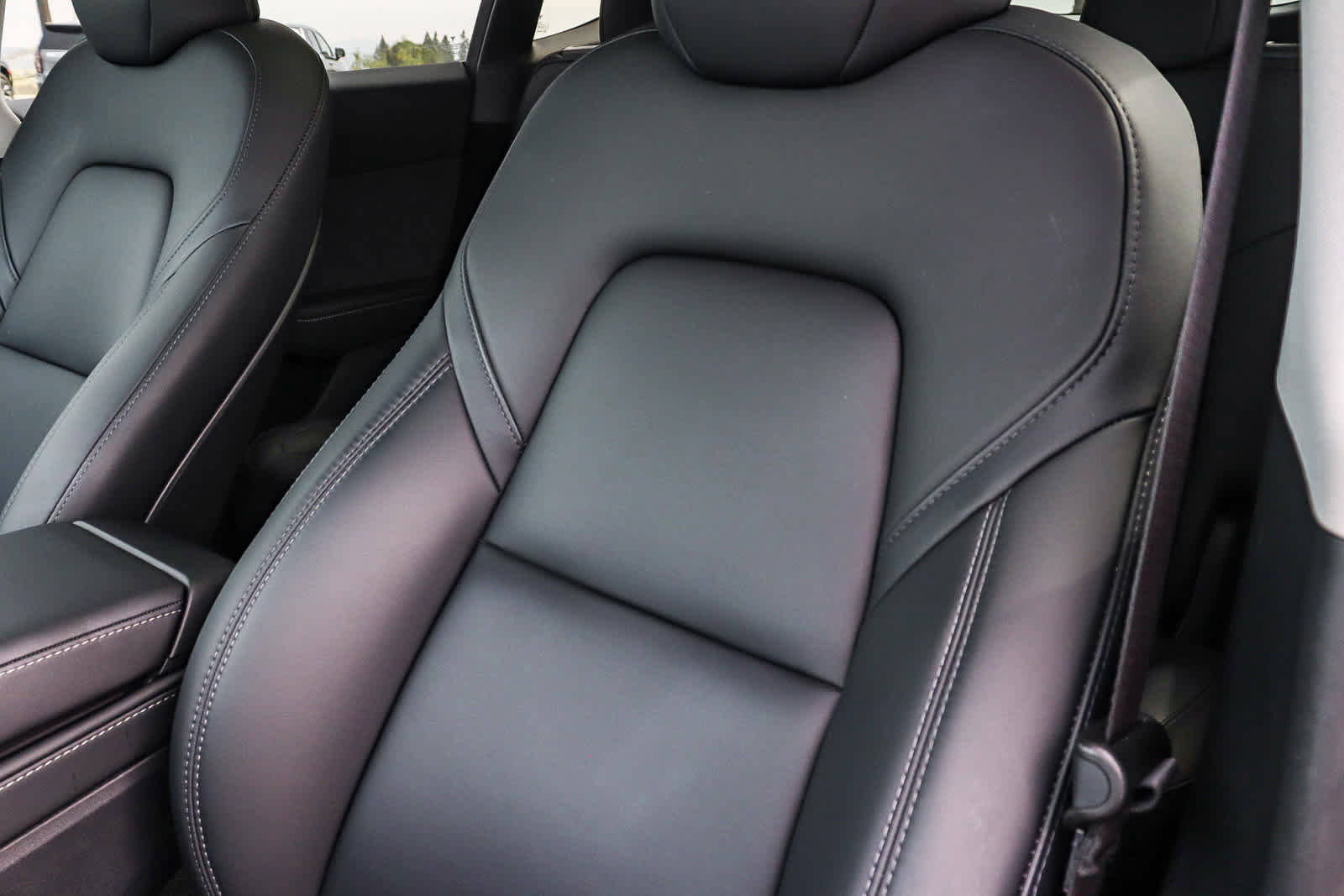 Used 2023 Tesla Model Y Long Range image 24