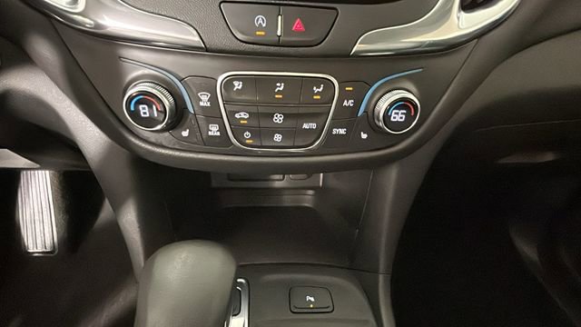 Used 2023 Chevrolet Equinox LT AWD/4WD image 23