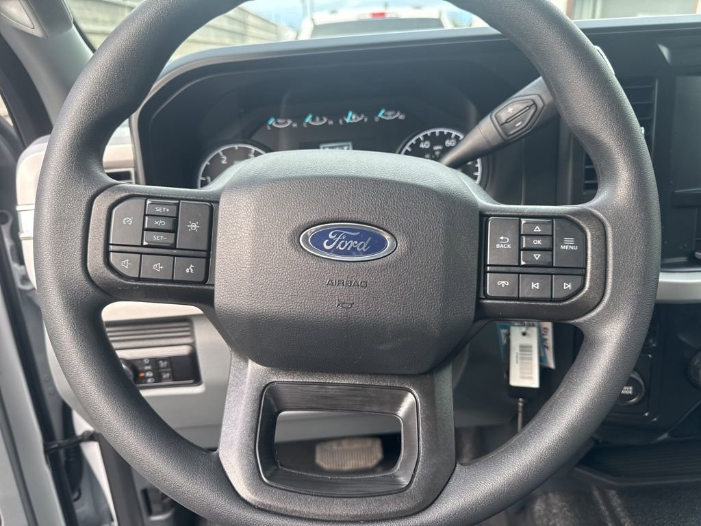 New 2026 Ford F450 XL w/ XL Chrome Package image 9