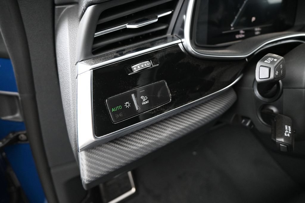 New 2026 Audi SQ8 Premium Plus AWD/4WD image 7
