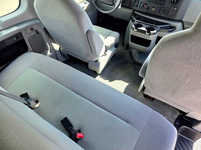 Used 2011 Ford E-350 and Econoline 350 XLT image 33