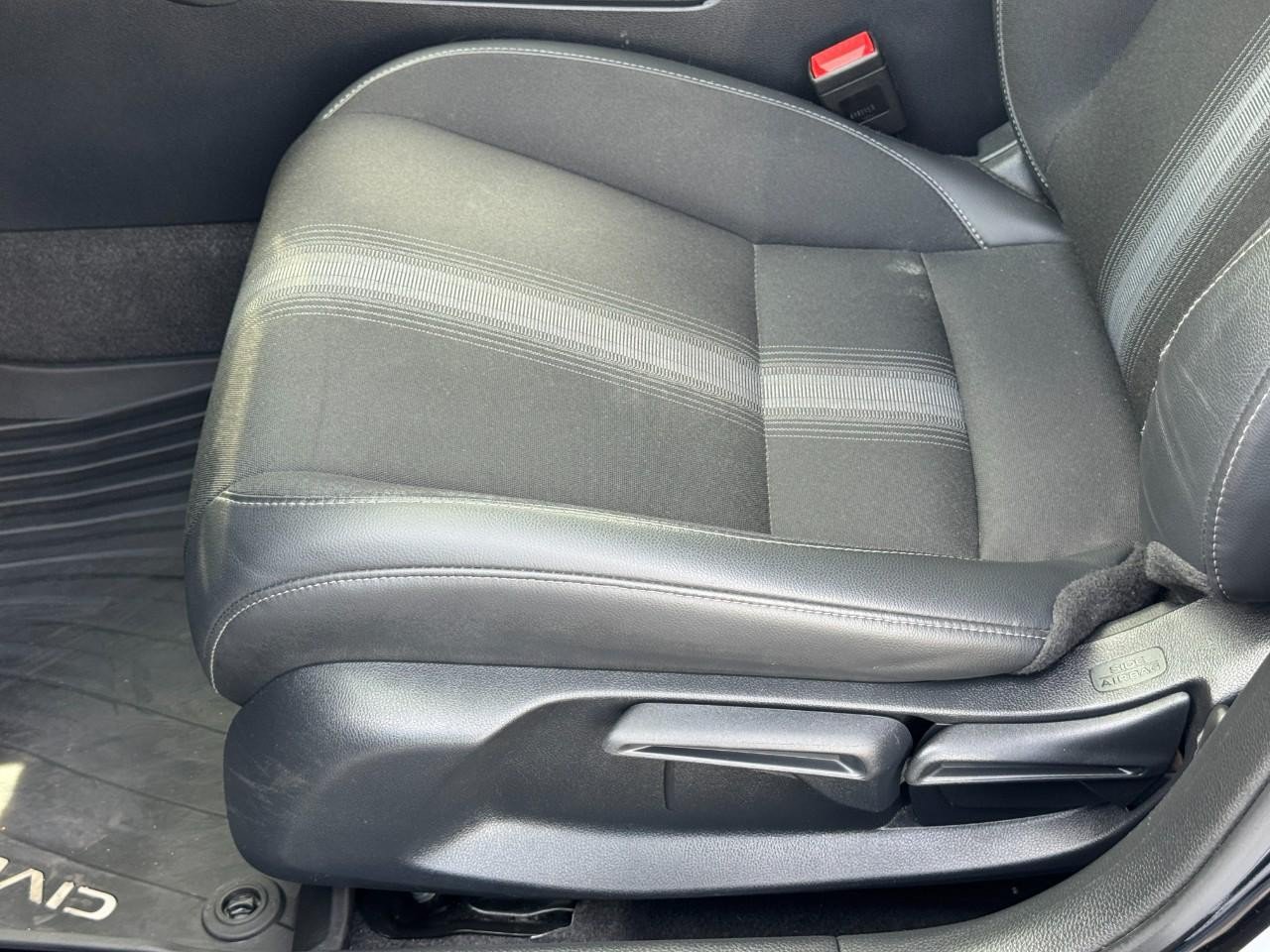 Used 2024 Honda Civic Sport image 18