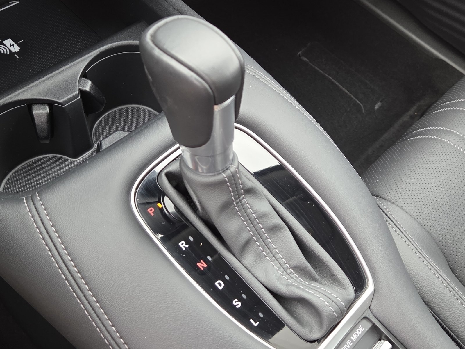 Used 2024 Honda HR-V EX-L image 30