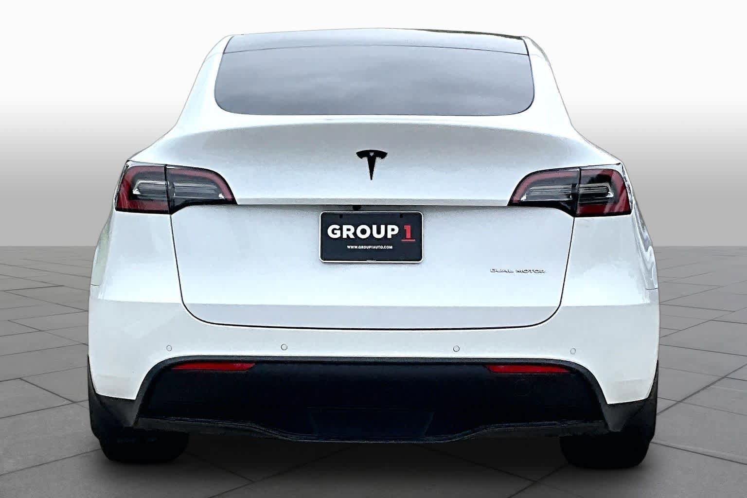 Used 2021 Tesla Model Y Long Range AWD/4WD image 3