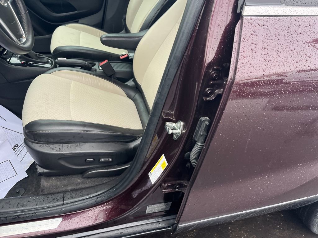 Used 2017 Buick Encore Preferred image 18