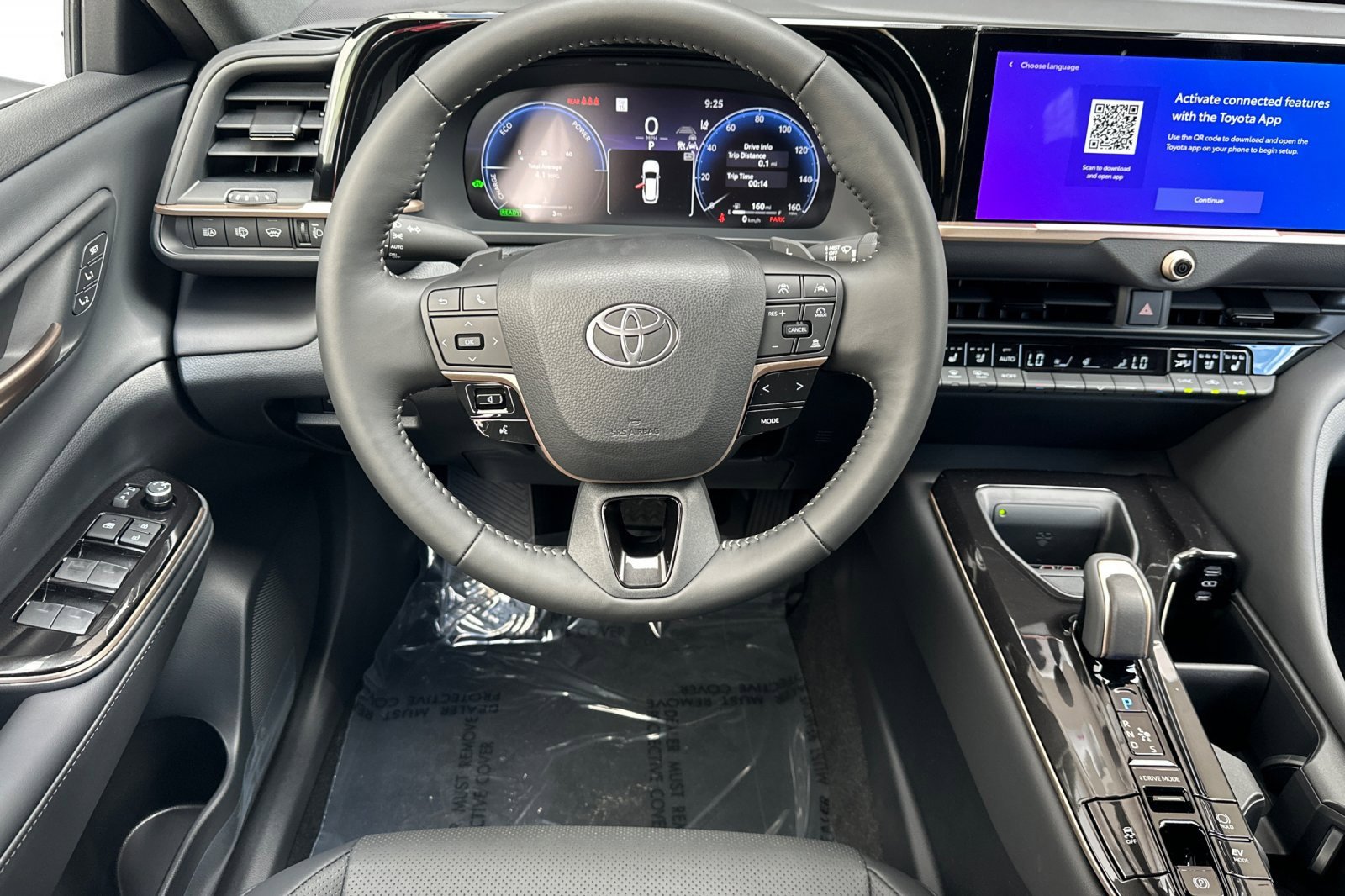 New 2025 Toyota Crown Signia image 16