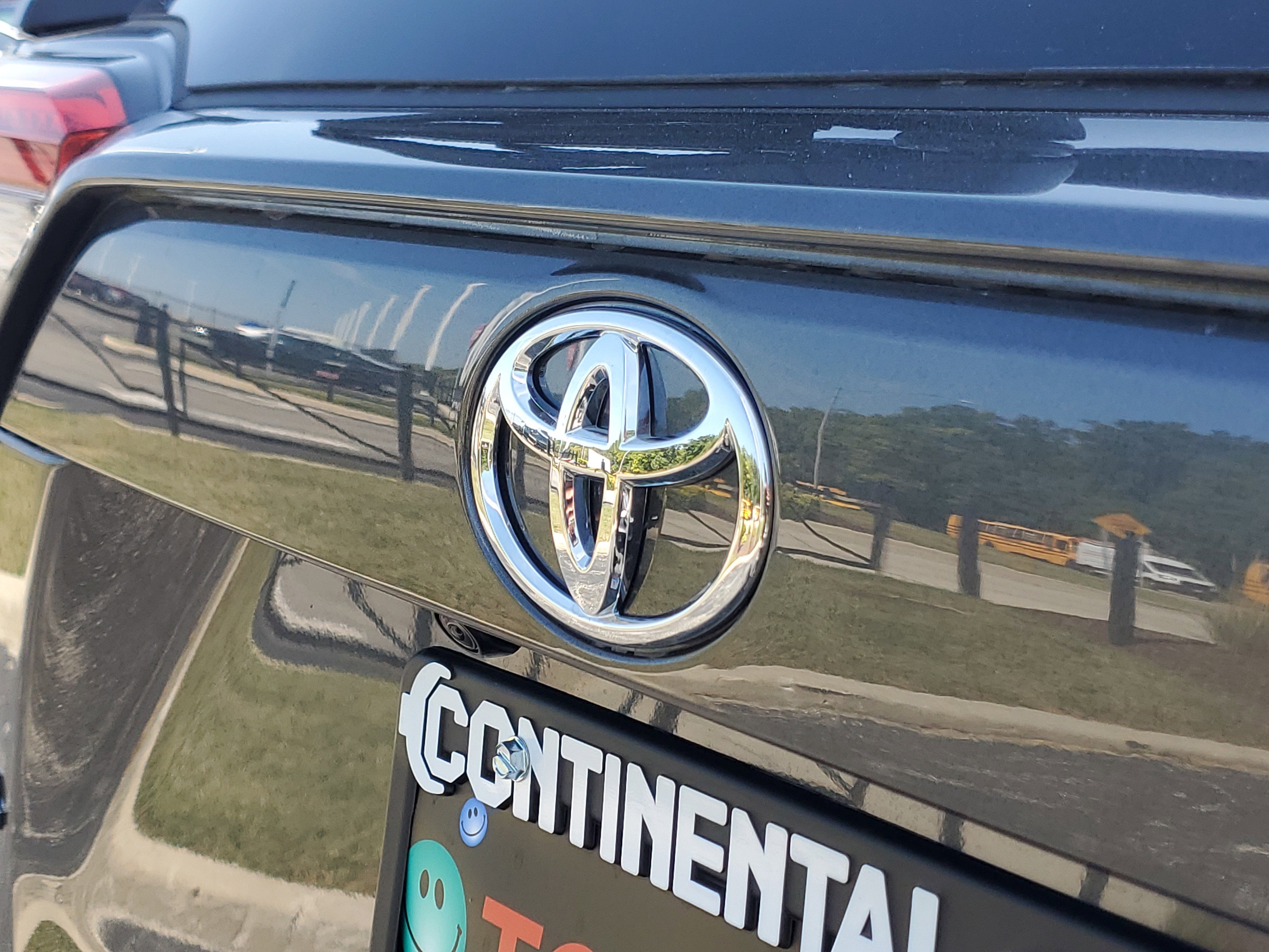 New 2025 Toyota RAV4 XLE image 7