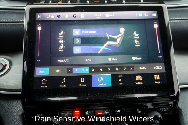 Used 2023 Jeep Grand Cherokee Limited w/ Luxury Tech Group II image 19