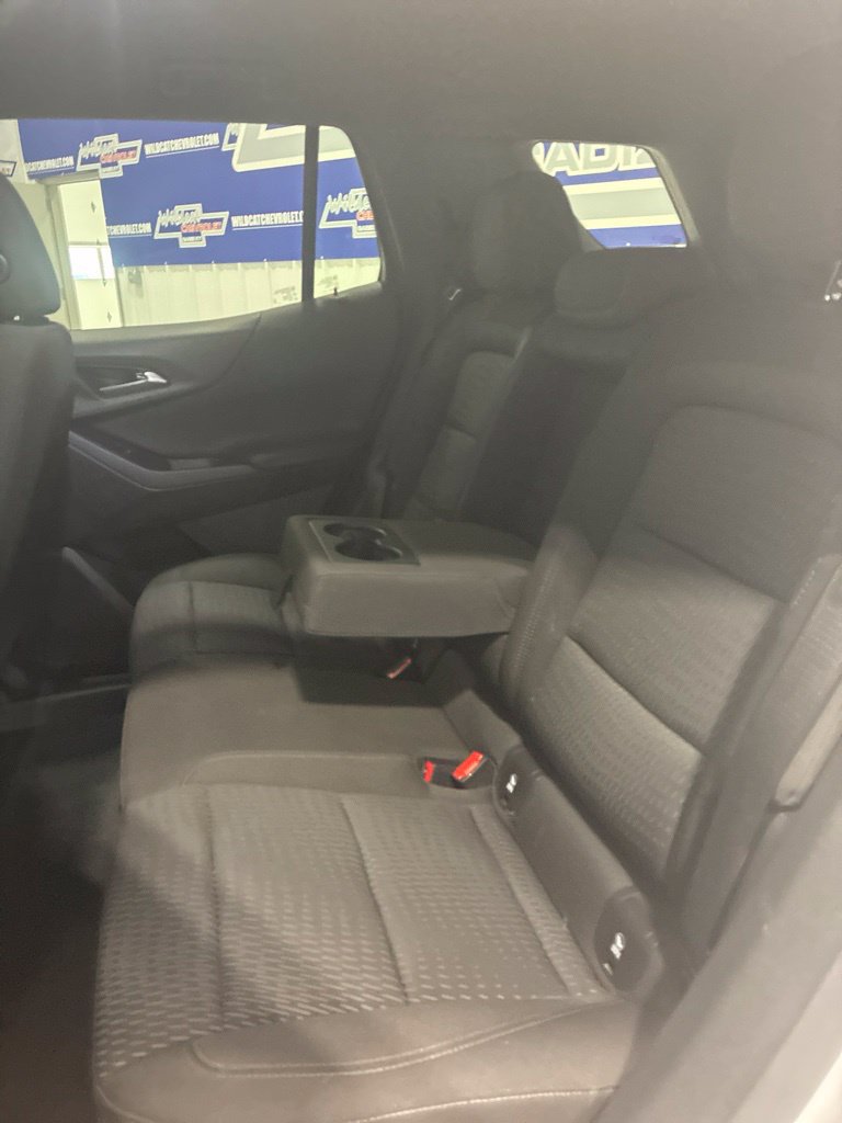 Used 2026 Chevrolet Equinox LT AWD/4WD image 29
