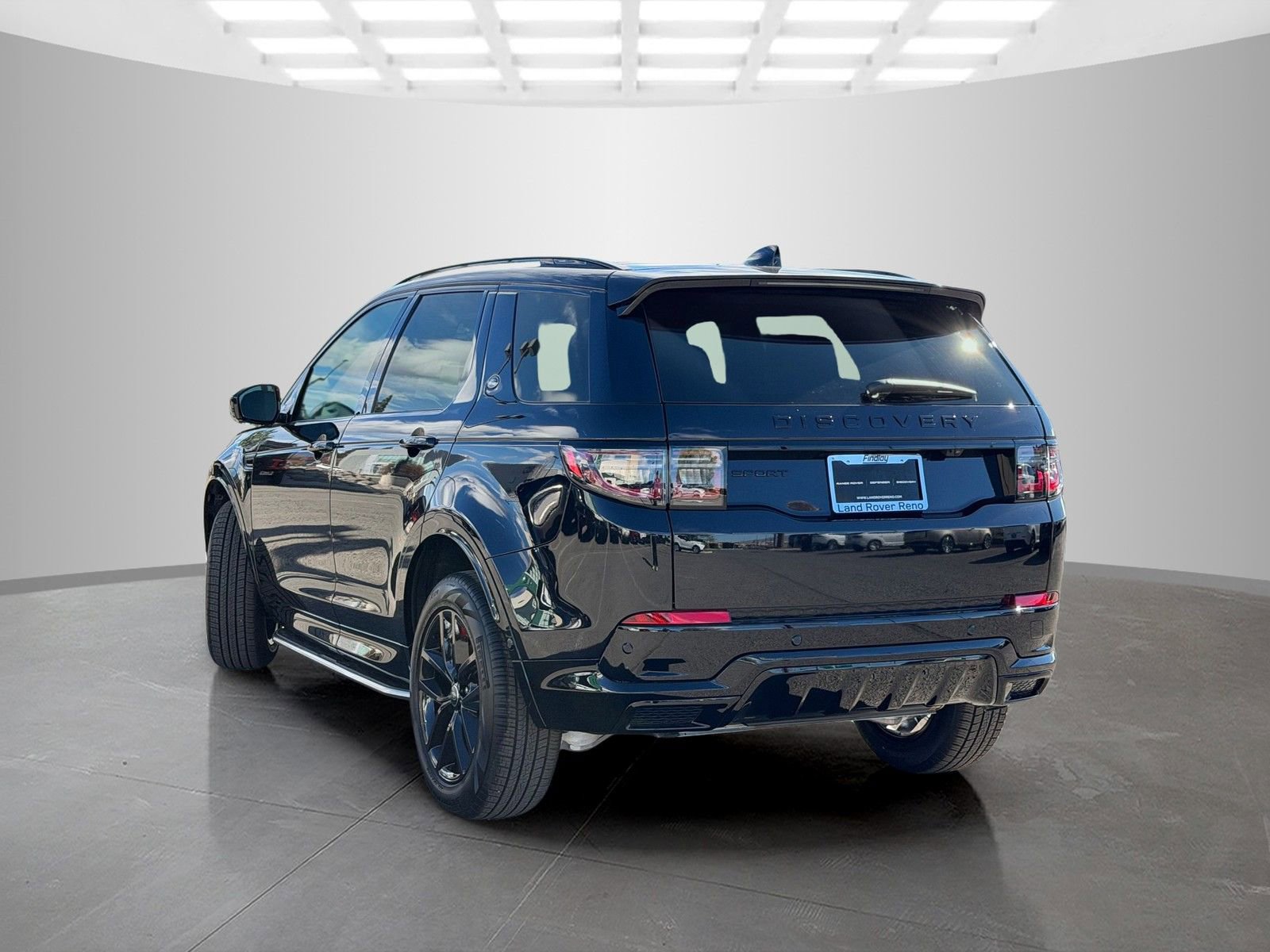 New 2026 Land Rover Discovery Sport Landmark image 8