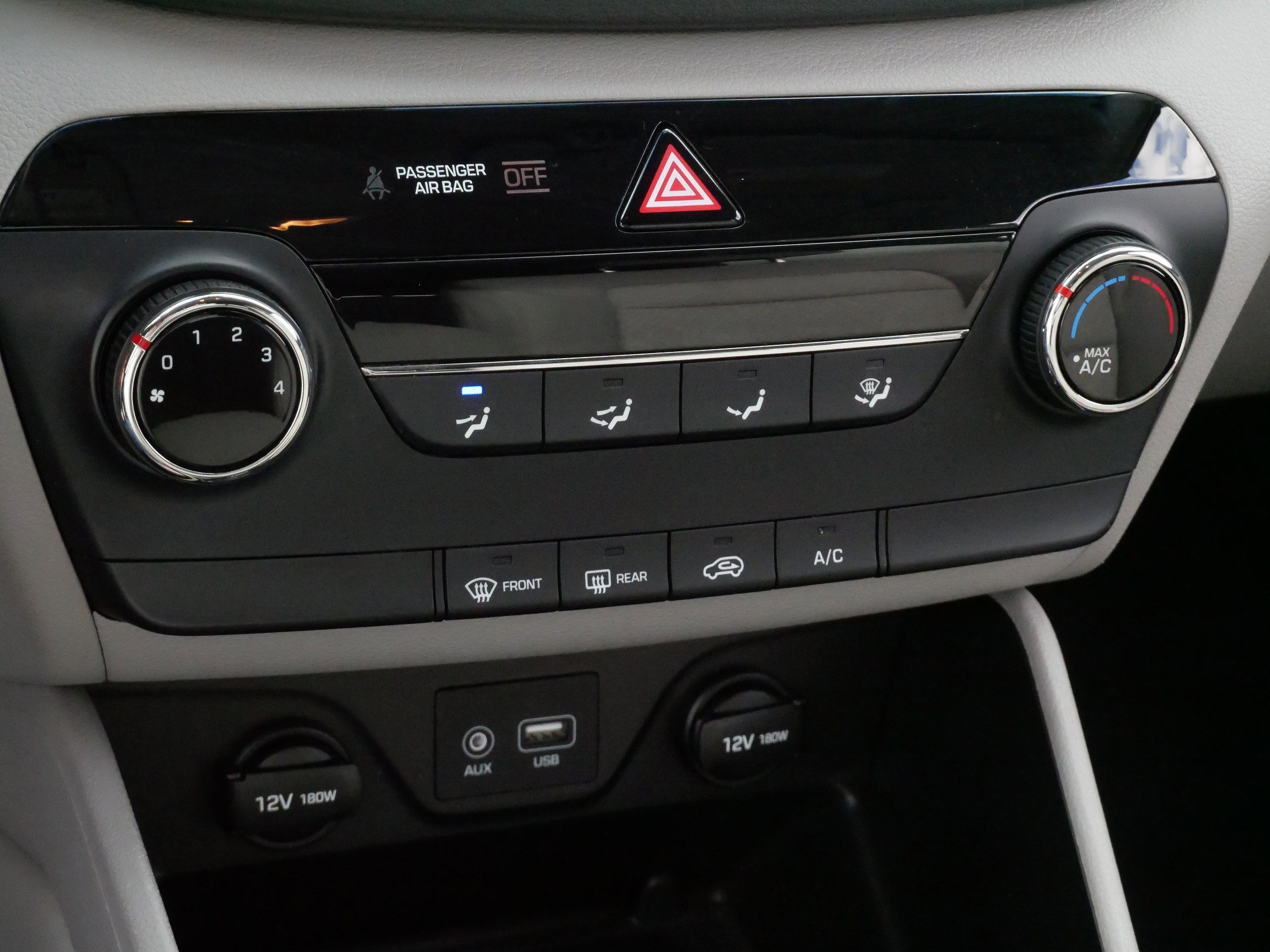 Used 2017 Hyundai Tucson SE AWD/4WD image 23