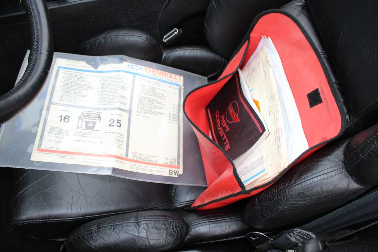 Used 1989 Chevrolet Corvette Convertible image 29