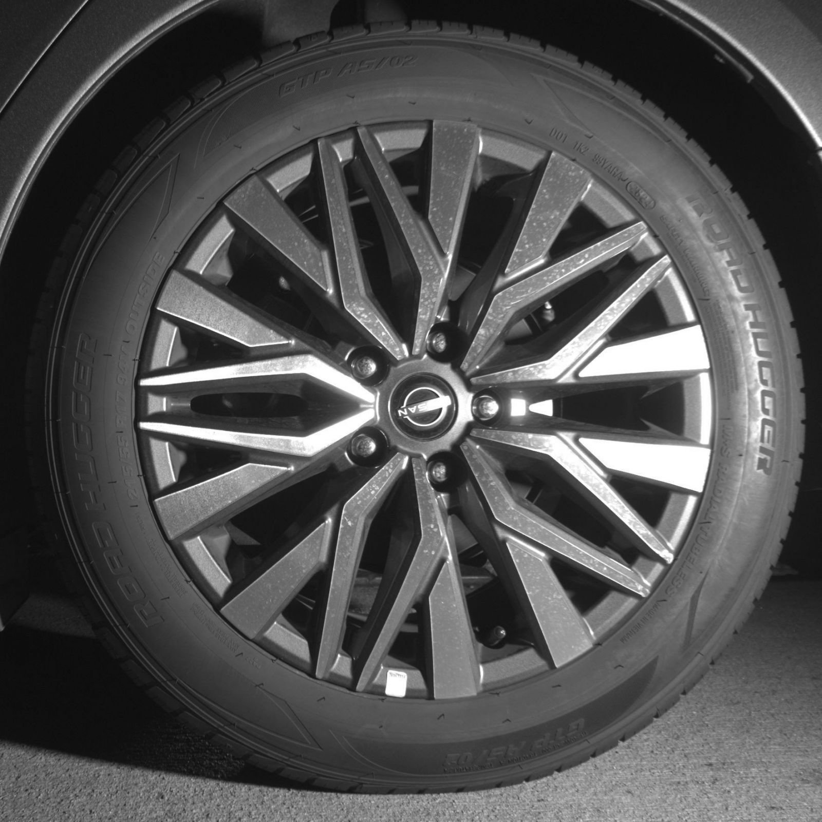 Used 2025 Nissan Altima 2.5 SV FWD image 17