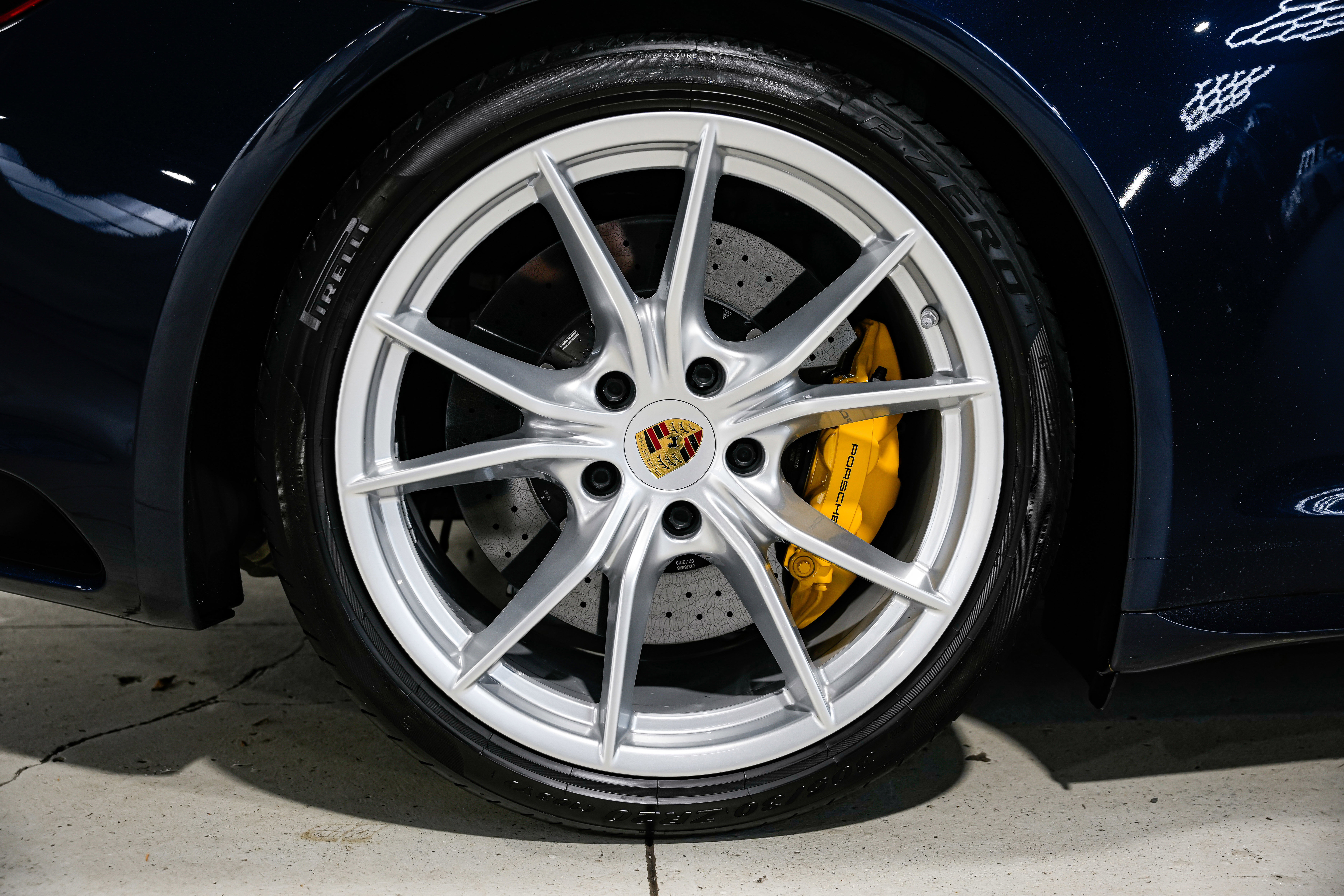 Used 2019 Porsche 911 Targa 4 GTS image 50