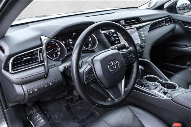 Used 2020 Toyota Camry XLE image 10
